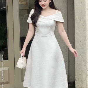 Đầm Dự Tiệc Vai Lệch – Olivia Dress | Đầm Dáng A Xòe Nhẹ Tôn Dáng, Vải Tafta Ánh Gỗ Cao Cấp