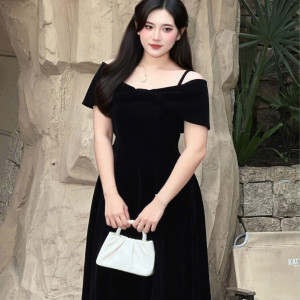Velvet Grace Dress - HQM8040