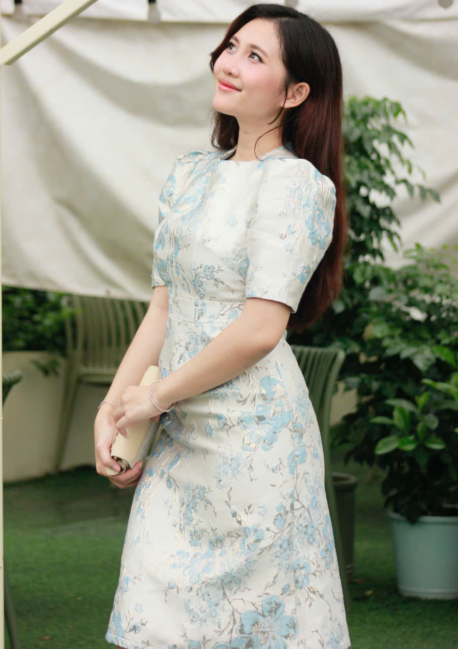 775cd1455a11db4f8200-1