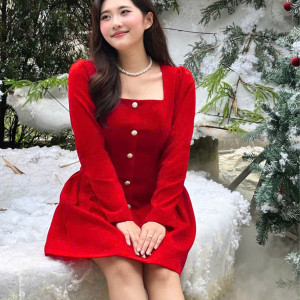 Đầm Nhung Dáng Ngắn Cổ Vuông - Winter Velvet Muse l Kiêu Kỳ Trong Sắc Nhung Ánh Đông