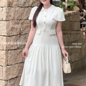 Đầm Suông Thanh Lịch - Daisy Bud | Cổ Sơ Mi, Tay Bồng Nhẹ, Vải Gân Giữ Dáng Tự Nhiên