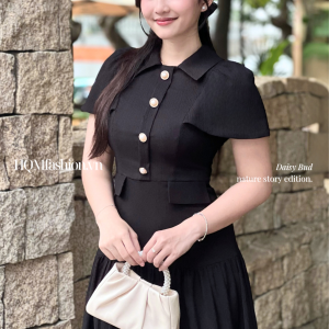 Đầm Suông Thanh Lịch - Daisy Bud | Cổ Sơ Mi, Tay Bồng Nhẹ, Vải Gân Giữ Dáng Tự Nhiên