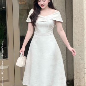 Đầm Dự Tiệc Vai Lệch – Olivia Dress | Đầm Dáng A Xòe Nhẹ Tôn Dáng, Vải Tafta Ánh Gỗ Cao Cấp