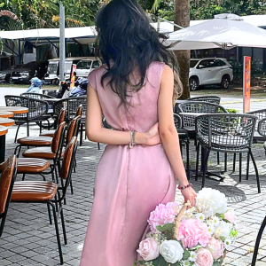 Đầm Lụa Cổ Kín Vai Gấp - Selene Luxe l Tinh Tế Thanh Lịch, Tôn Dáng Nhẹ Nhàng